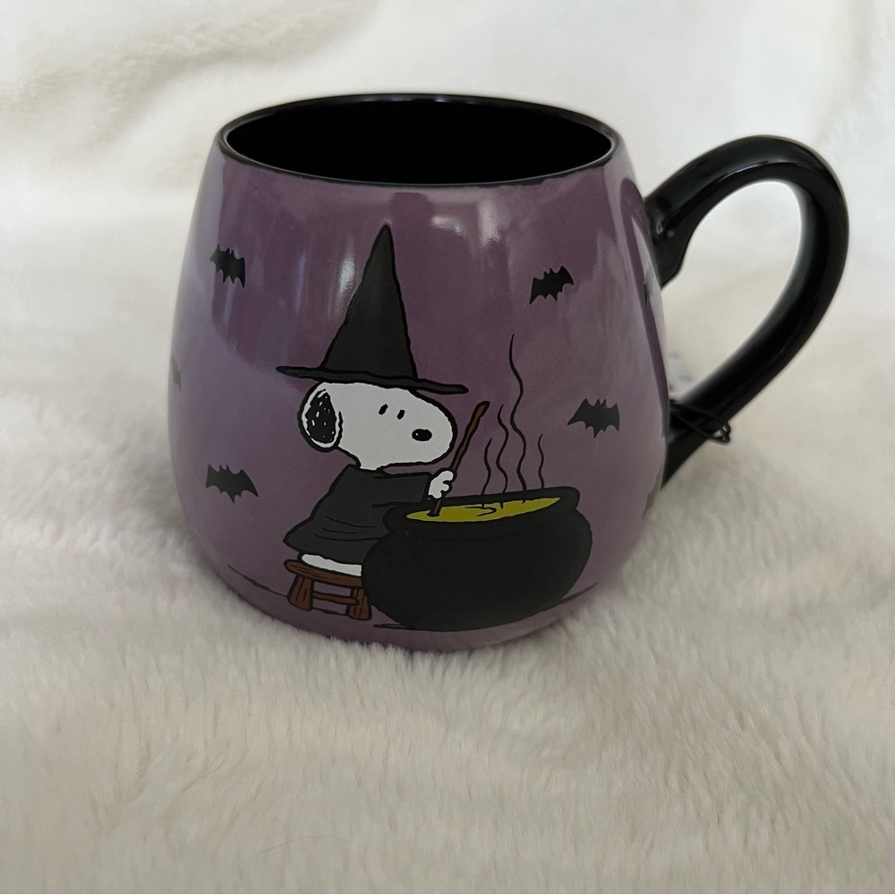 Snoopy Hocus Pocus Mug NWT - Picture 1 of 5